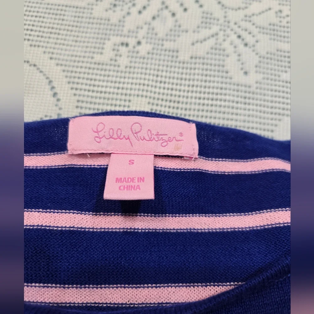Lilly Pulitzer Navy and Pink Striped Top Sz Small 67% Cotton 37% Espandex